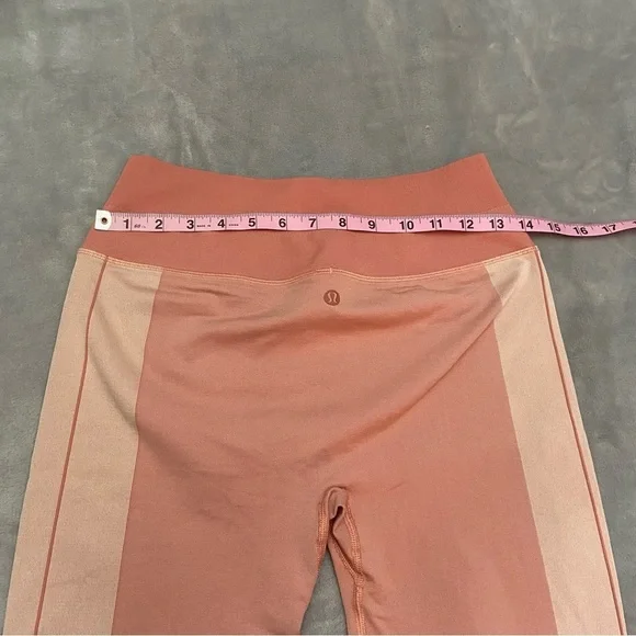 Lululemon Ebb to Train Tight Abstract Pink 21368 - Picture 10 of 13